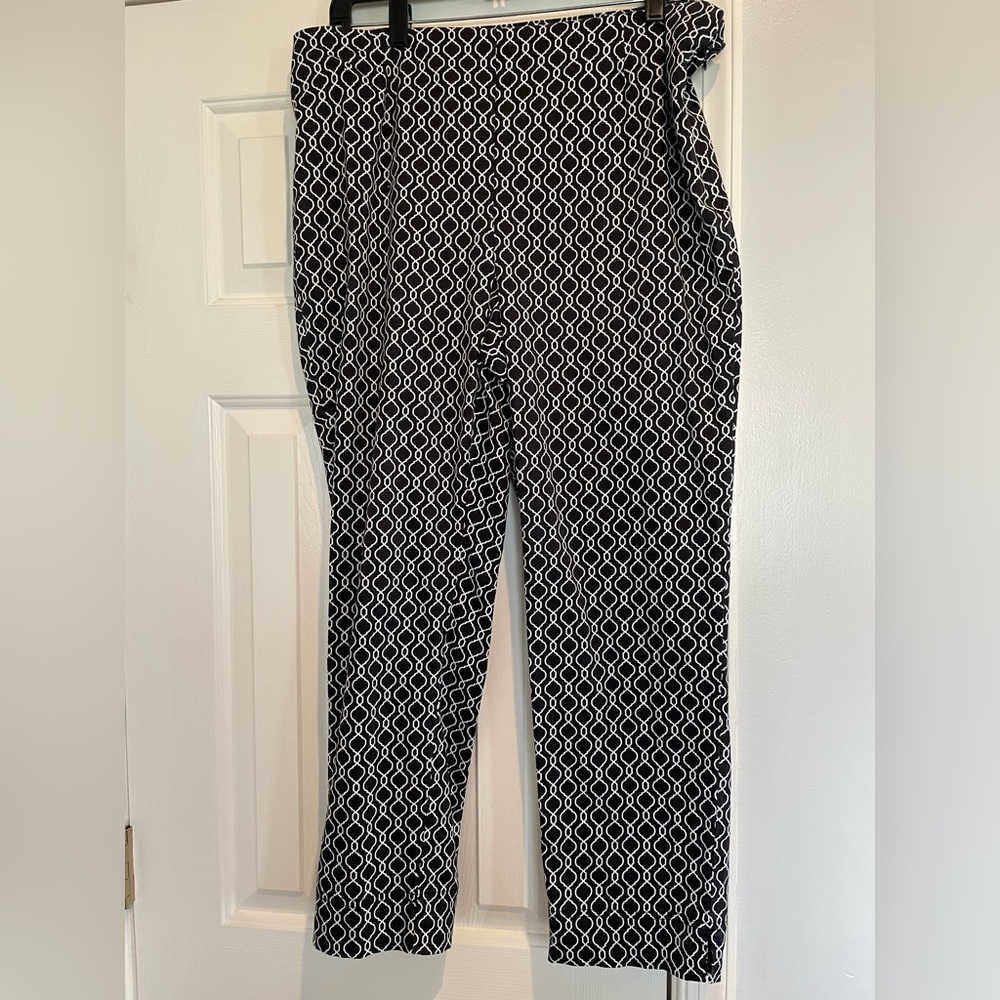 Charter Club Classic Fit patterned straight leg dress pants women’s size 14